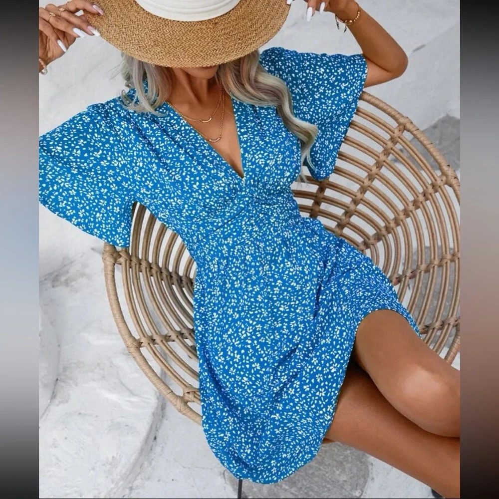 Boho floral print butterfly sleeve mini dress - Picture 7 of 7
